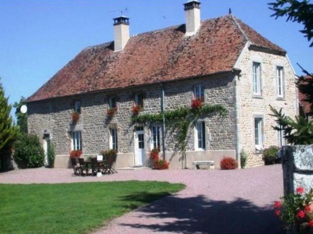 Gite Les Aubues Lormes Экстерьер фото